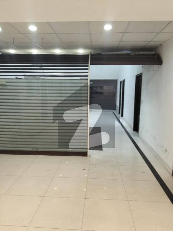 12 Kanal Prime Location Warehouse For Rent