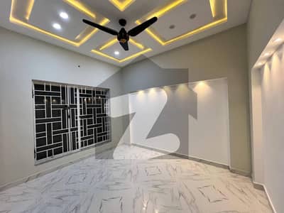 بحریہ ٹاؤن فیز 8 بحریہ ٹاؤن راولپنڈی,راولپنڈی میں 2 کمروں کا 10 مرلہ زیریں پورشن 45.0 ہزار میں کرایہ پر دستیاب ہے۔