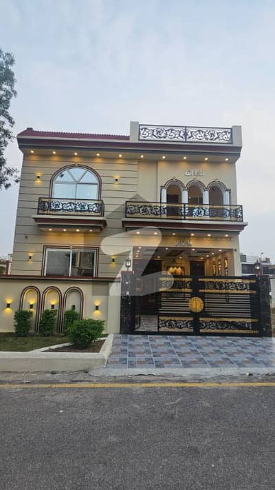 سٹی ہاؤسنگ سکیم جہلم میں 4 کمروں کا 7 مرلہ مکان 2.5 کروڑ میں برائے فروخت۔ سٹی ہاؤسنگ سکیم جہلم میں 4 کمروں کا 7 مرلہ مکان 2.5 کروڑ میں برائے فروخت۔