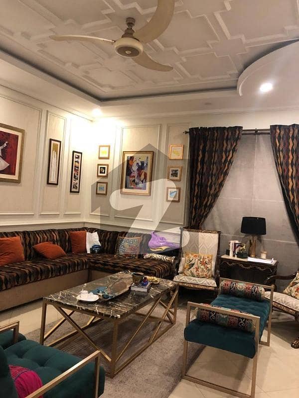 3 KANAL BEAUTIFUL HOUSE IDEAL LOCATION