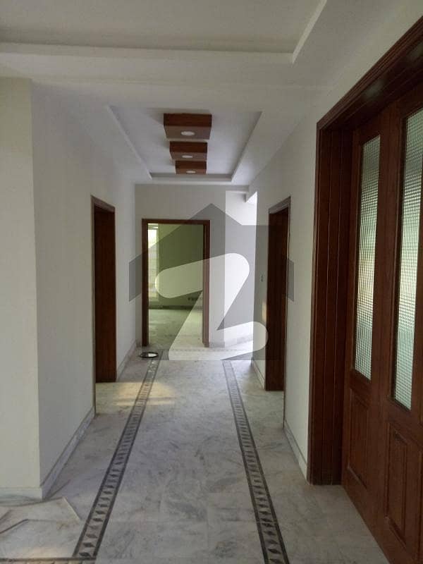 BEAUTIFUL LOCATION UPPER PORTION FOR RENT BEAUTIFUL LOCATION UPPER PORTION FOR RENT