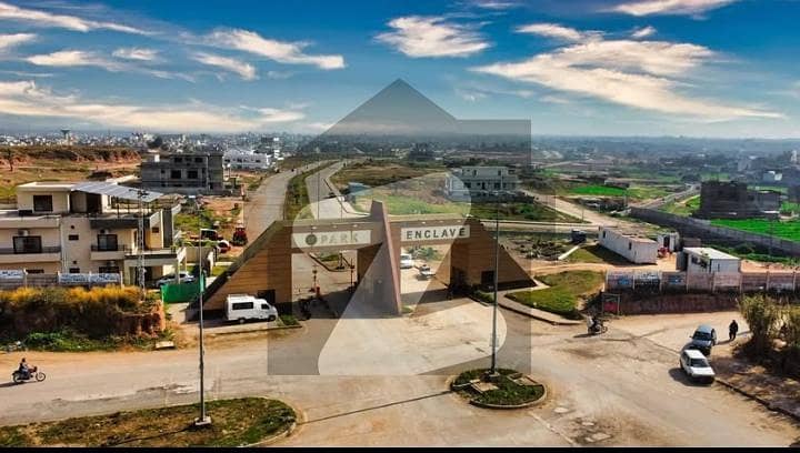 PLOT FOR SALE IN PARK ENCLAVE ISLAMABAD
