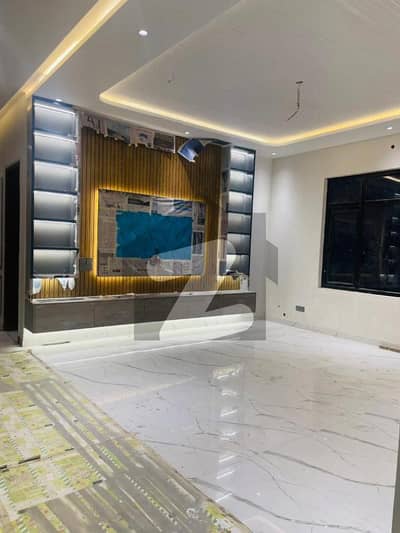 BRAND NEW OUTCLASS MODERN UPPER PORTION FOR RENT IN DHA PHASE 8