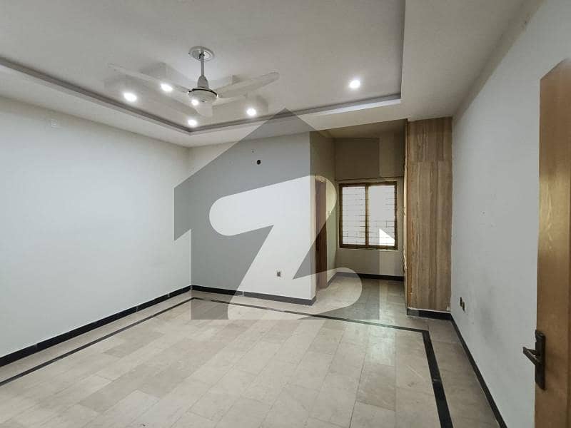 7 Marla Ground Portion For Rent In G-15