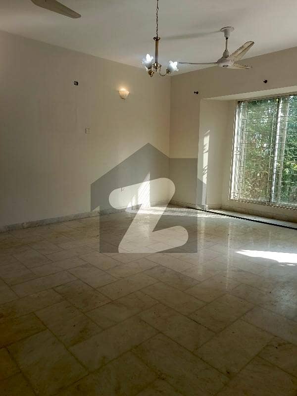 f11 double storey house