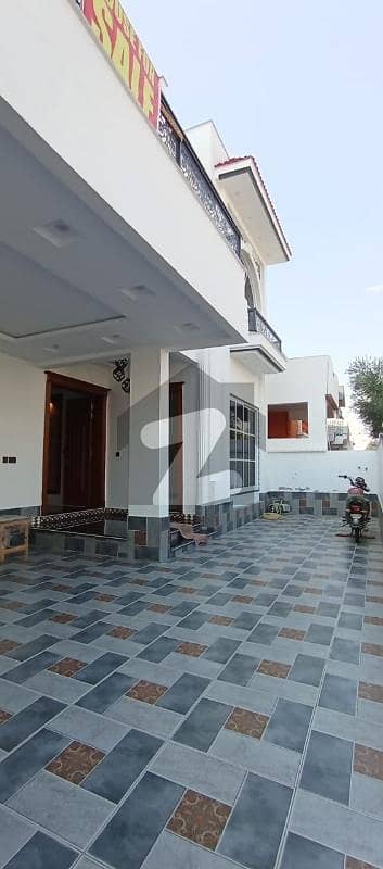 سی بی آر ٹاؤن فیز 1 سی بی آر ٹاؤن,اسلام آباد میں 7 کمروں کا 12 مرلہ مکان 6.5 کروڑ میں برائے فروخت۔