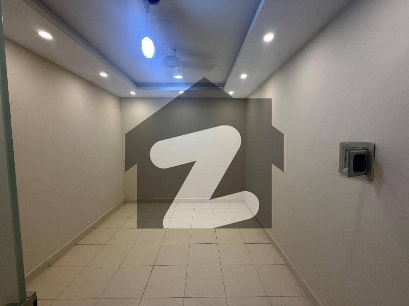 BEAUTIFUL LOCATION COMMERICAL SPACE FOR RENT