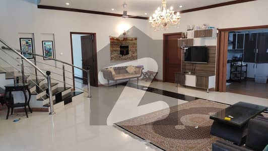 ڈی ایچ اے فیز 6 ڈی ایچ اے ڈیفینس,کراچی میں 5 کمروں کا 1 کنال مکان 4.75 لاکھ میں کرایہ پر دستیاب ہے۔ ڈی ایچ اے فیز 6 ڈی ایچ اے ڈیفینس,کراچی میں 5 کمروں کا 1 کنال مکان 4.75 لاکھ میں کرایہ پر دستیاب ہے۔