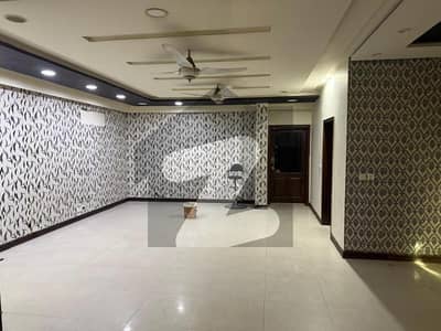 مولانا شوکت علی روڈ لاہور میں 16 مرلہ دفتر 6.0 لاکھ میں کرایہ پر دستیاب ہے۔