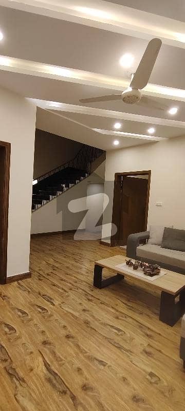 بی ۔ 17 اسلام آباد میں 3 کمروں کا 5 مرلہ مکان 1.75 کروڑ میں برائے فروخت۔ بی ۔ 17 اسلام آباد میں 3 کمروں کا 5 مرلہ مکان 1.75 کروڑ میں برائے فروخت۔