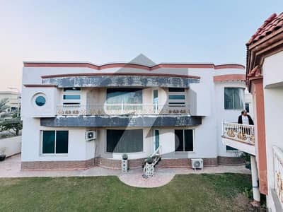 2 KANAL VILLA FOR SALE