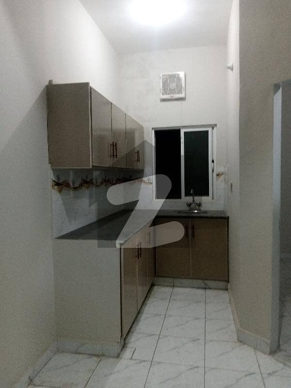 3 Bed Flat Available on Pwd Road