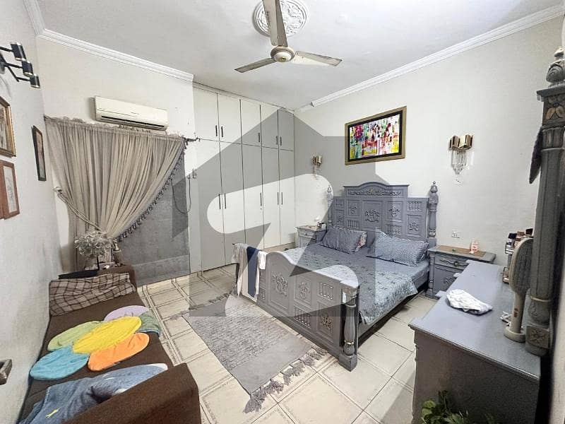 8 marla house for sale