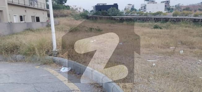 HEIGHTED LOCATION 10 MALA PLOT AVAILABLE FOR SALE IN BLOCK-I HEIGHTED LOCATION 10 MALA PLOT AVAILABLE FOR SALE IN BLOCK-I