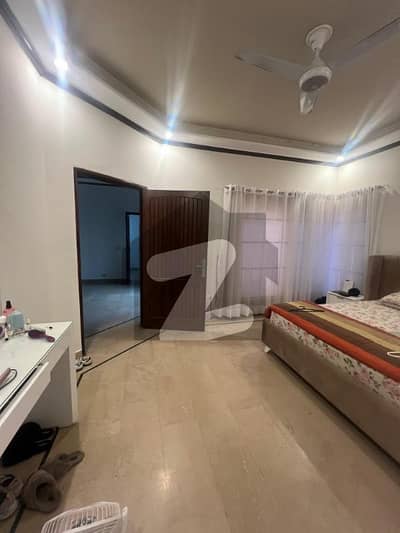 علامہ اقبال ٹاؤن ۔ کریم بلاک علامہ اقبال ٹاؤن,لاہور میں 5 کمروں کا 10 مرلہ مکان 3.99 کروڑ میں برائے فروخت۔