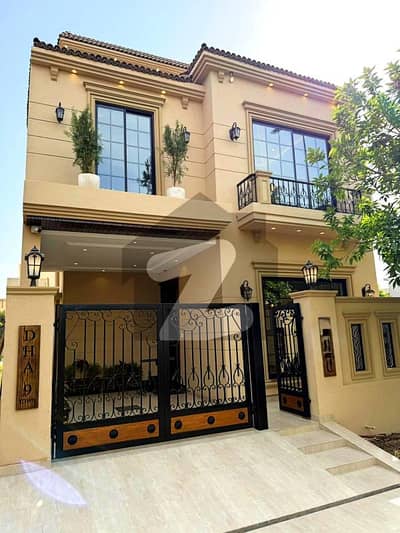 Luxury 5 Marla Modern Design 3 Bed House for Sale in DHA 9 Town Block C