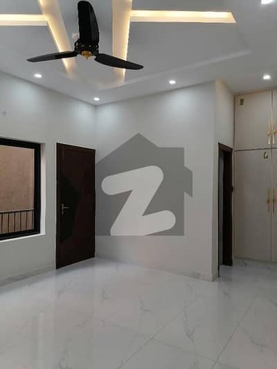 بحریہ ٹاؤن فیز 8 ۔ علی بلاک بحریہ ٹاؤن فیز 8 ۔ سفاری ویلی,بحریہ ٹاؤن فیز 8,بحریہ ٹاؤن راولپنڈی,راولپنڈی میں 5 کمروں کا 5 مرلہ مکان 1.75 کروڑ میں برائے فروخت۔ بحریہ ٹاؤن فیز 8 ۔ علی بلاک بحریہ ٹاؤن فیز 8 ۔ سفاری ویلی,بحریہ ٹاؤن فیز 8,بحریہ ٹاؤن راولپنڈی,راولپنڈی میں 5 کمروں کا 5 مرلہ مکان 1.75 کروڑ میں برائے فروخت۔