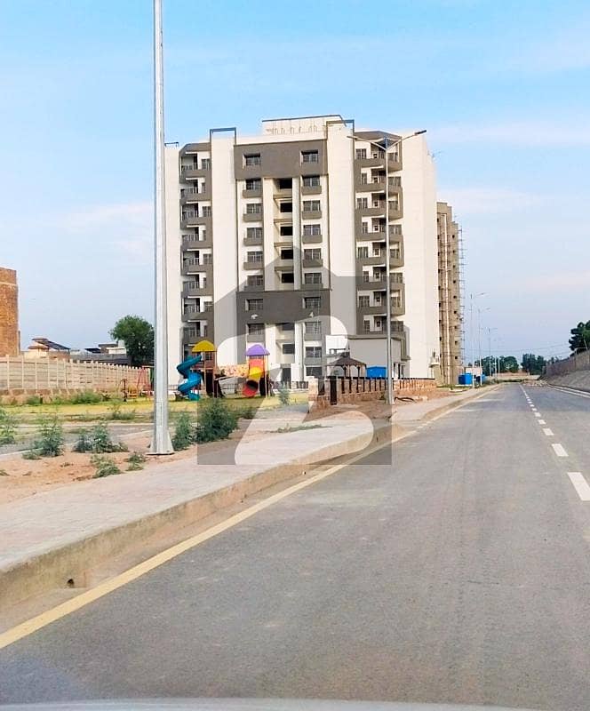 3 Beds Flat For Rent