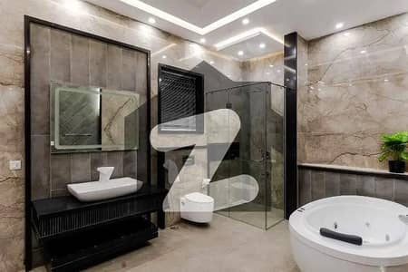 Small Family Preference - 1 Kanal Lavish Upper Portion On Top Location For Rent In DHA Phase 6 Lahore