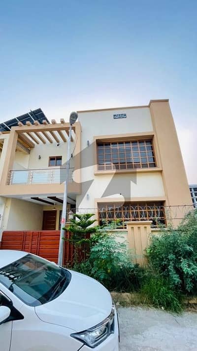 بحریہ ٹاؤن فیز 8 ۔ ابو بکر بلاک بحریہ ٹاؤن فیز 8 ۔ سفاری ویلی,بحریہ ٹاؤن فیز 8,بحریہ ٹاؤن راولپنڈی,راولپنڈی میں 5 کمروں کا 7 مرلہ مکان 85.0 ہزار میں کرایہ پر دستیاب ہے۔