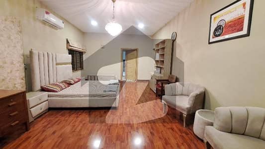 ایف ۔ 8 اسلام آباد میں 4 کمروں کا 1 کنال مکان 11.0 لاکھ میں کرایہ پر دستیاب ہے۔