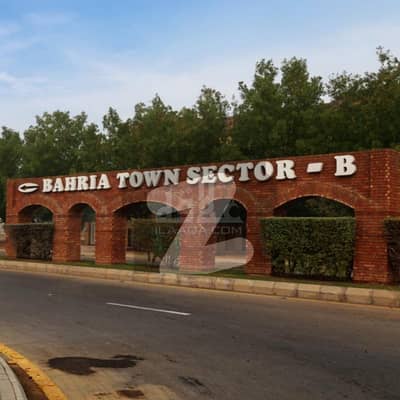 7 Marla Corner Level Plot for Sale facing green belt 7 Marla Corner Level Plot for Sale facing green belt