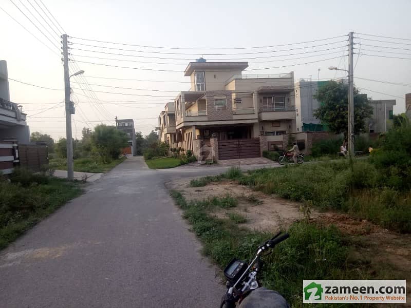 10 Marla Plot Good Location Sahafi Colony Lahore 10 Marla Plot Good Location Sahafi Colony Lahore
