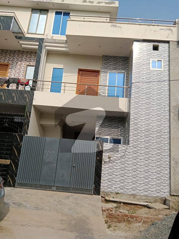 گلشن مدینہ لاہور روڈ,سرگودھا میں 5 کمروں کا 4 مرلہ مکان 1.7 کروڑ میں برائے فروخت۔