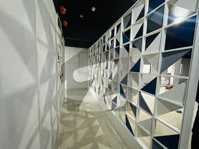 پی ای سی ایچ ایس بلاک 6 پی ای سی ایچ ایس,جمشید ٹاؤن,کراچی میں 9 کمروں کا 1 کنال مکان 6.5 لاکھ میں کرایہ پر دستیاب ہے۔