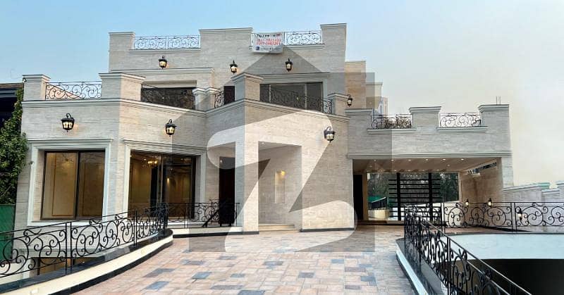 Brand New Condition Houses for Sale in F-7 Brand New Condition Houses for Sale in F-7