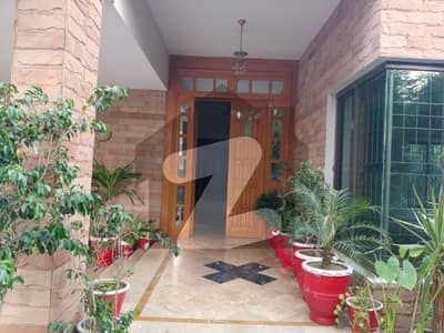 1 kanal well maintained double unit house for rent 1 kanal well maintained double unit house for rent