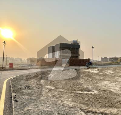 7 Marla 30x60 Corner Sun Facing Plot Adjacent To Park & Main Boulevard Ideal Location