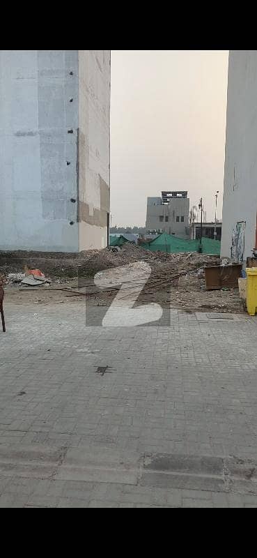 اتحاد ٹاؤن فیز ١ اتحاد ٹاؤن,رائیونڈ روڈ,لاہور میں 6 مرلہ کمرشل پلاٹ 6.0 کروڑ میں برائے فروخت۔