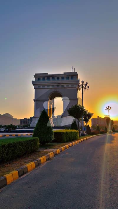 Executive Block Faisal Hills 5 Marla Arch-Facing Plot on 50 Ft Road