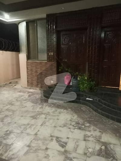 ائیرپورٹ ہاؤسنگ سوسائٹی - سیکٹر 1 ائیرپورٹ ہاؤسنگ سوسائٹی,راولپنڈی میں 3 کمروں کا 1 کنال مکان 78.0 ہزار میں کرایہ پر دستیاب ہے۔