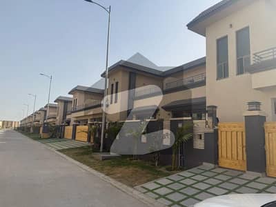 Prime Location 266 Square Yards House In Central Askari 6 For sale