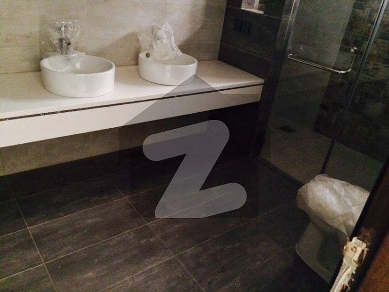 BUNGALOW FOR SALE  600 YARD