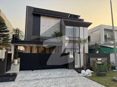 ڈی ایچ اے فیز 6 ڈیفنس (ڈی ایچ اے),لاہور میں 5 کمروں کا 1 کنال مکان 4.8 لاکھ میں کرایہ پر دستیاب ہے۔ ڈی ایچ اے فیز 6 ڈیفنس (ڈی ایچ اے),لاہور میں 5 کمروں کا 1 کنال مکان 4.8 لاکھ میں کرایہ پر دستیاب ہے۔