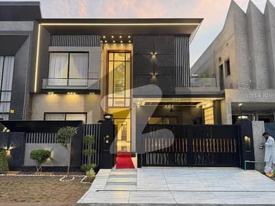 Royal orchard Multan  10 Marla house available for sale  top location near to jamia masjid Al Mustafa  Cash first shifting  Cash offer required