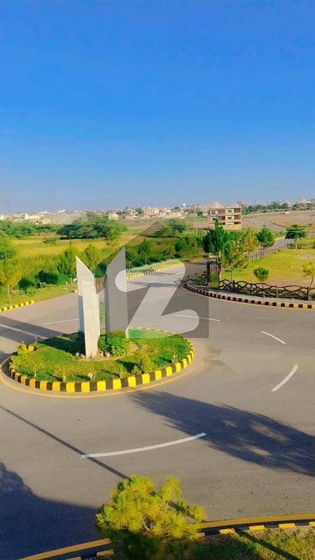 لہتاراڑ روڈ اسلام آباد میں 10 مرلہ رہائشی پلاٹ 35.0 لاکھ میں برائے فروخت۔