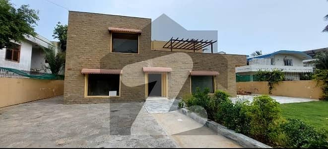 1000 Sq. Yards Fully Renovated Bungalow Available For Rent