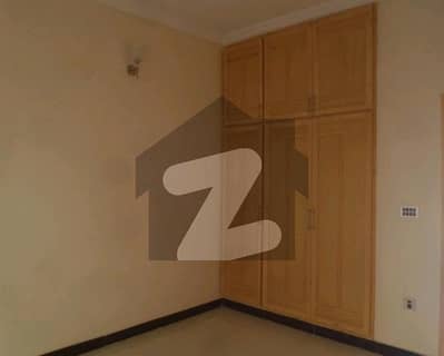 Lower Portion For Rent In Rs. 105000