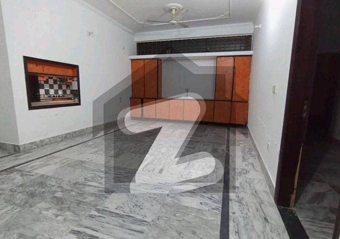 In I-8 12 Marla Upper Portion For rent In I-8 12 Marla Upper Portion For rent