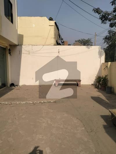 1 Kanal For Rent Office Used