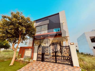 BRAND NEW 5 MARLA HOUSE AVAILABLE FOR SALE IN DHA 9