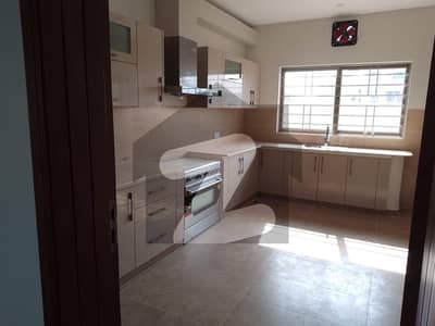 1 Kanal Brand New House 1 Kanal Brand New House