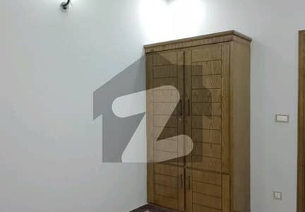 آئی ۔ 8/4 آئی ۔ 8,اسلام آباد میں 3 کمروں کا 14 مرلہ زیریں پورشن 1.45 لاکھ میں کرایہ پر دستیاب ہے۔