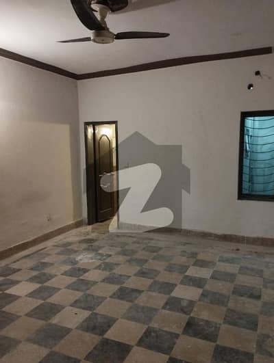 جوہر ٹاؤن فیز 2 - بلاک کیو جوہر ٹاؤن فیز 2,جوہر ٹاؤن,لاہور میں 4 کمروں کا 7 مرلہ مکان 1.8 لاکھ میں کرایہ پر دستیاب ہے۔