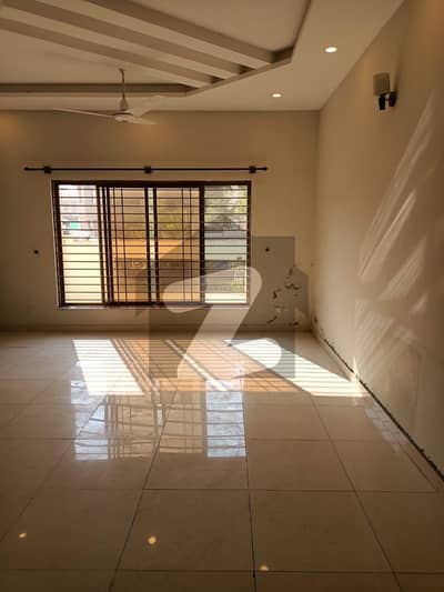Bahria Enclave Islamabad Sector A 10 Marla Sun-Facing House for Sale