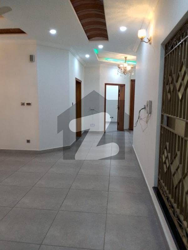 40/80 Upper Portion Available For Rent In G13